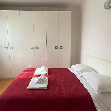 Διαμέρισμα The Sky - Modern With Terrace View Argegno
