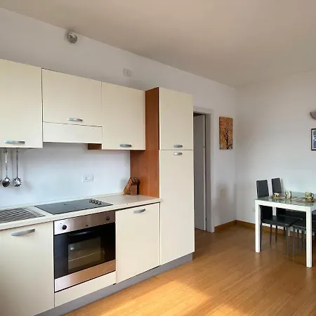 The Sky - Modern With Terrace View Διαμέρισμα
